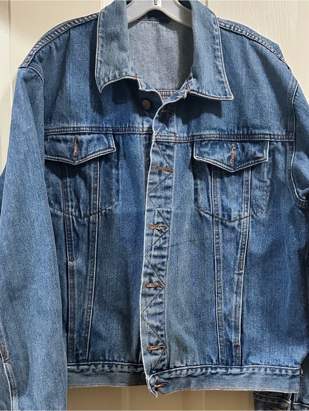 Vintage Van Heusen Classic denim trucker jacket